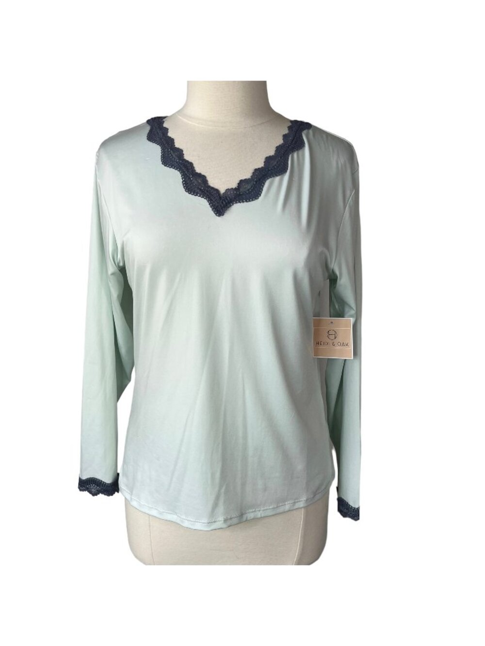Heidi & Oak Pajama Top Womens Medium Blue New Scallop Lace Trim